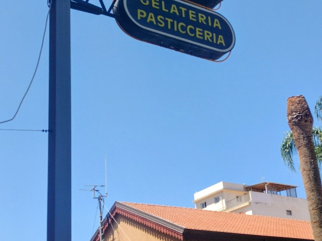 Pasticceria Gelateria Fiumara