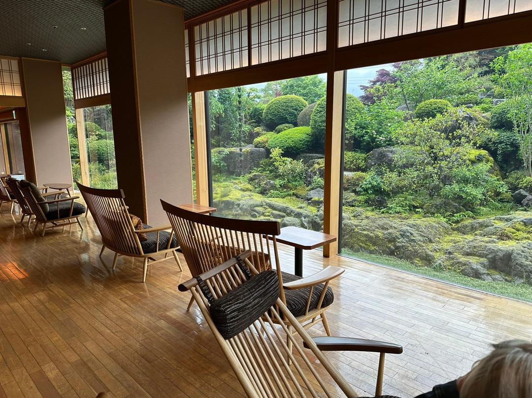 富士山温泉 钟山苑酒店主图