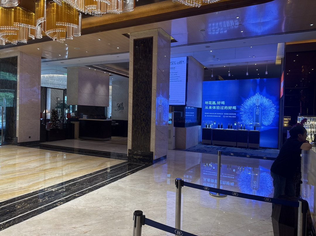 郑州希尔顿酒店主图