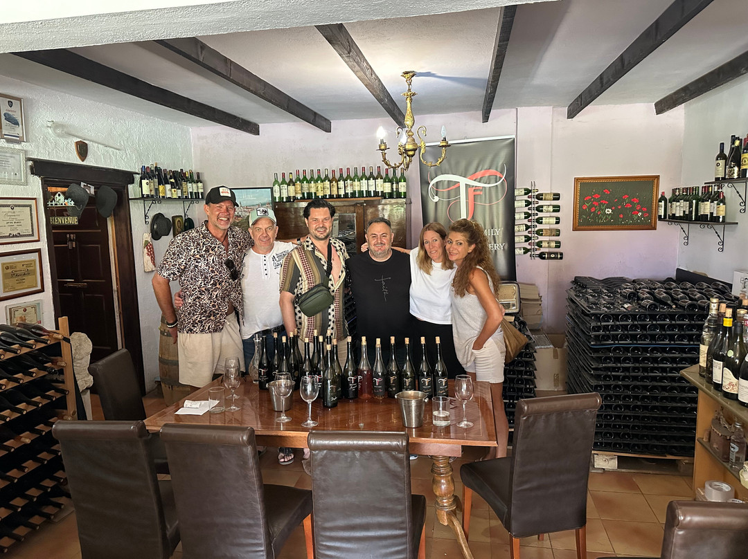 Tzikas' Family Winery-Kassandreia必去景点