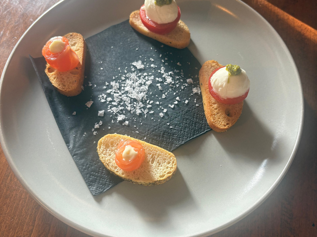 费林蓝锚酒店主图