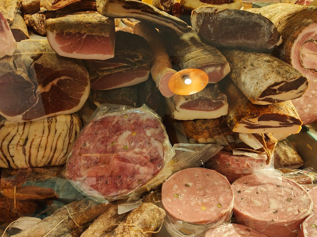 IL Pizzicagnolo DI Gramola Guerrino-Mezzolombardo必去景点