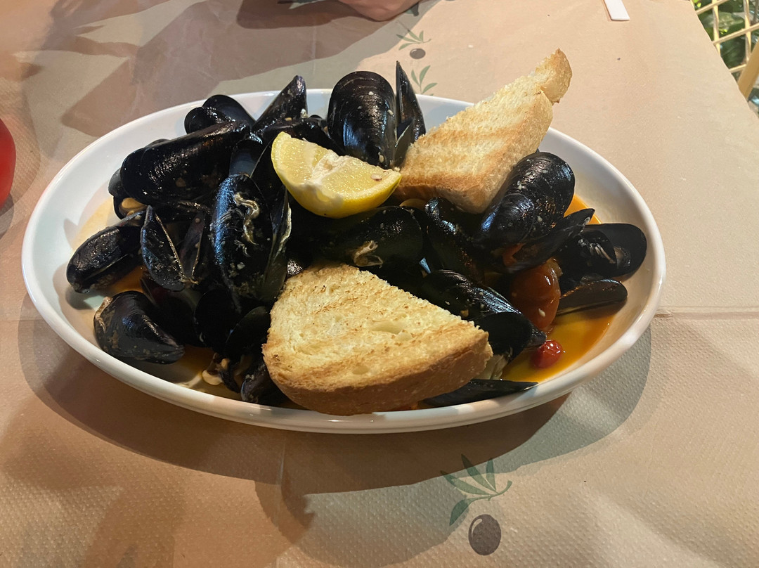 Bulza seafood restaurant and steakhouse
