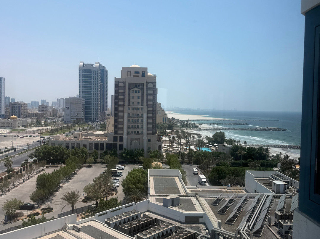 Ajman Hotel & Villas by Blazon Hotels主图