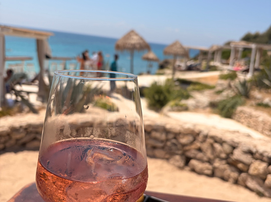 Canneto Beach-Leporano必去景点