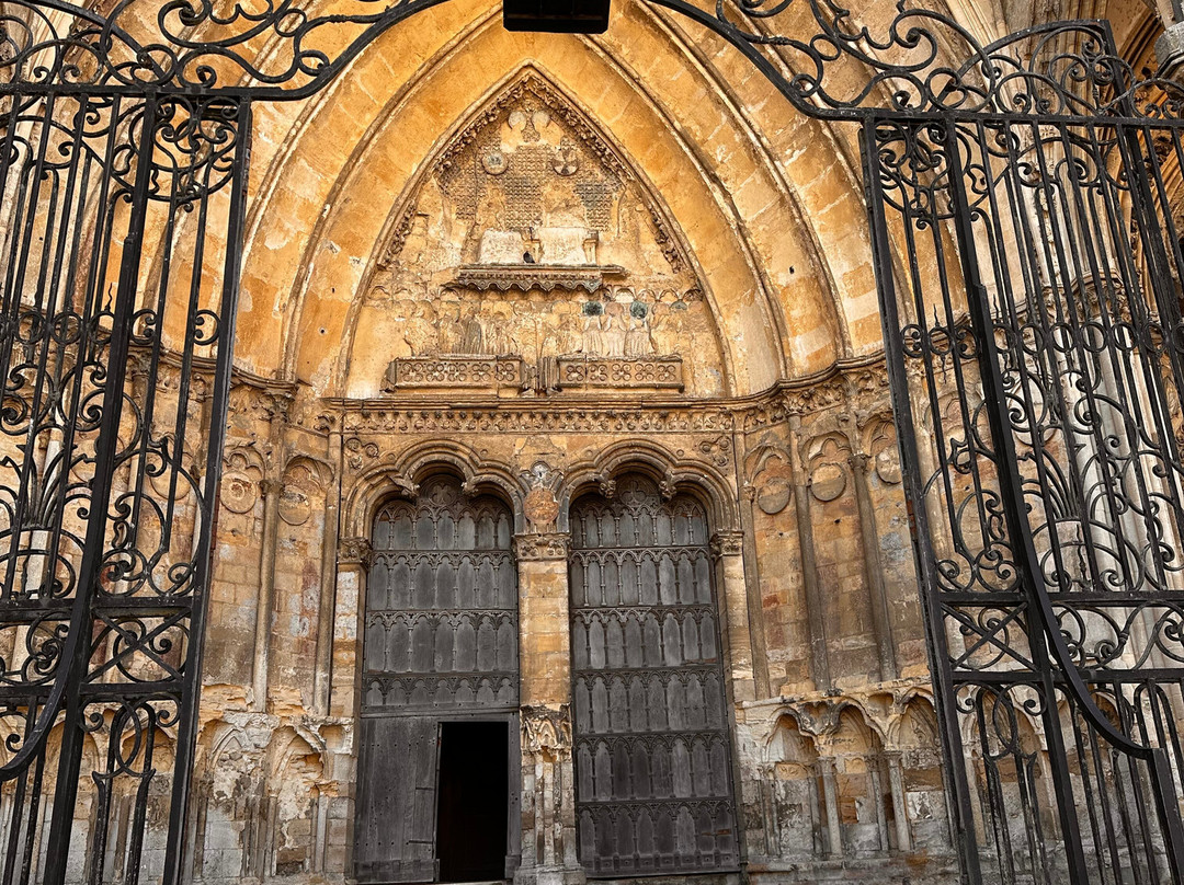Cathédrale Notre-Dame de Sées-Sees必去景点