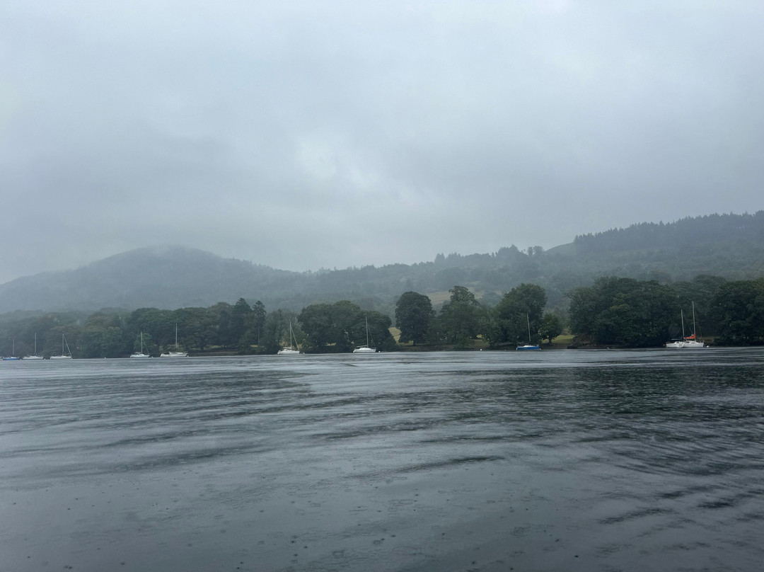 Paddleboard The Lakes-Newby Bridge必去景点