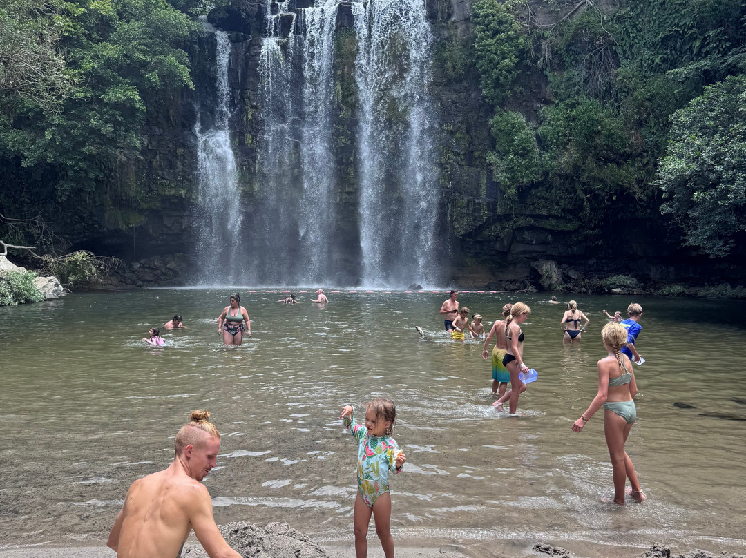Cataratas Llanos de Cortés-巴加塞斯區必去景点