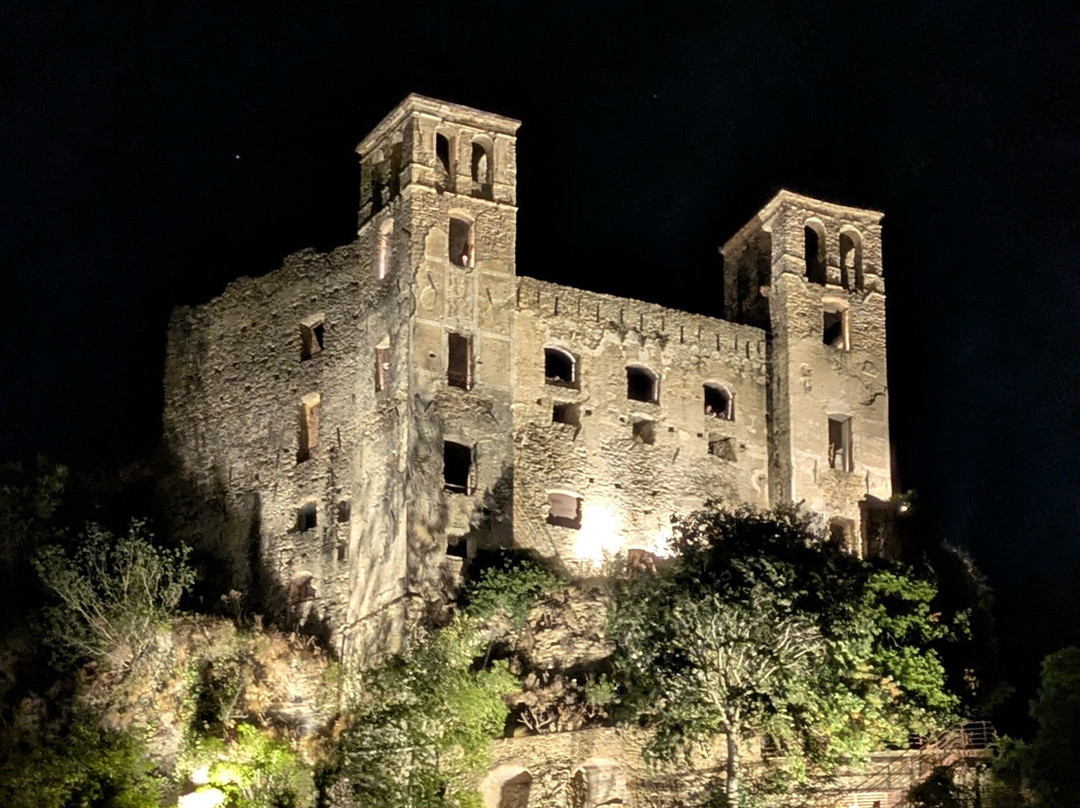 Autunnonero Ghost Tour Dolceacqua-Dolceacqua必去景点