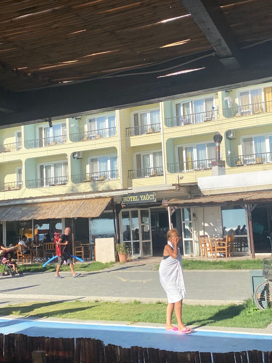雅歌其酒店-旅行者