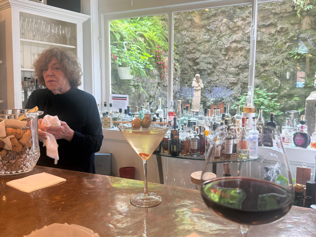 Jamie's Wine Studio-加利纳必去景点