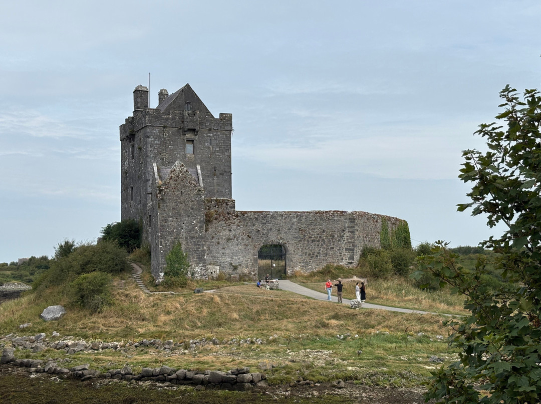 Corporate Cars Galway Chauffeurs-戈尔韦必去景点