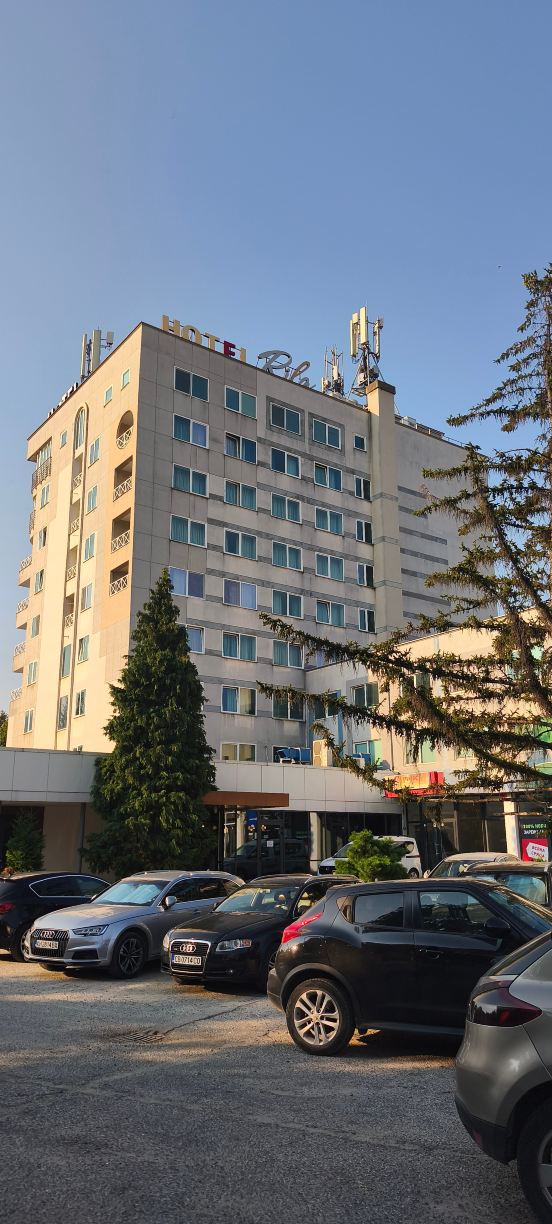 里拉酒店-旅行者