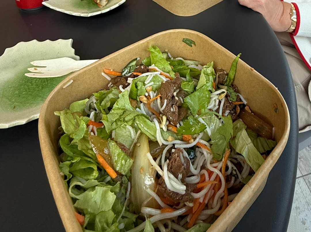Bánh Mì Lê