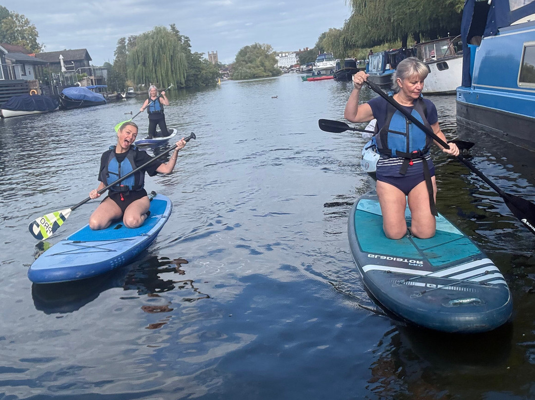 Henley Canoe Hire-泰晤士河畔亨利必去景点