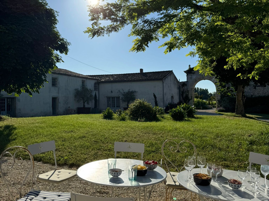 Château de Feusse-Saint-Just-Luzac必去景点