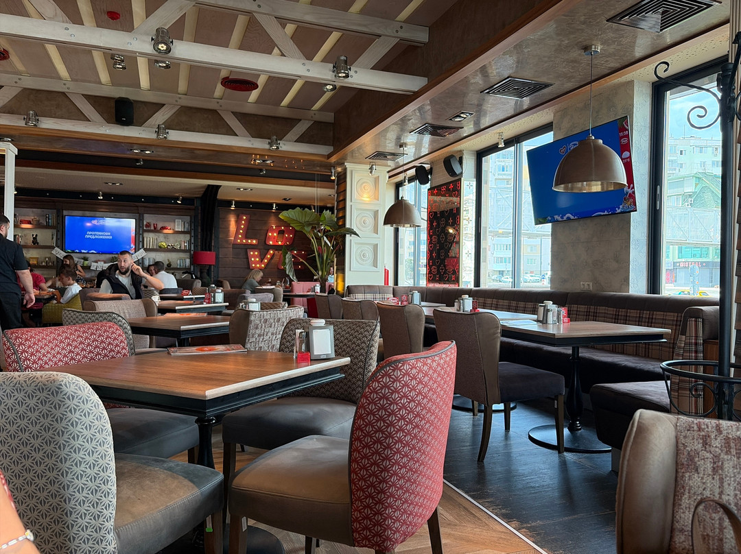 Happy Bar & Grill Feliche