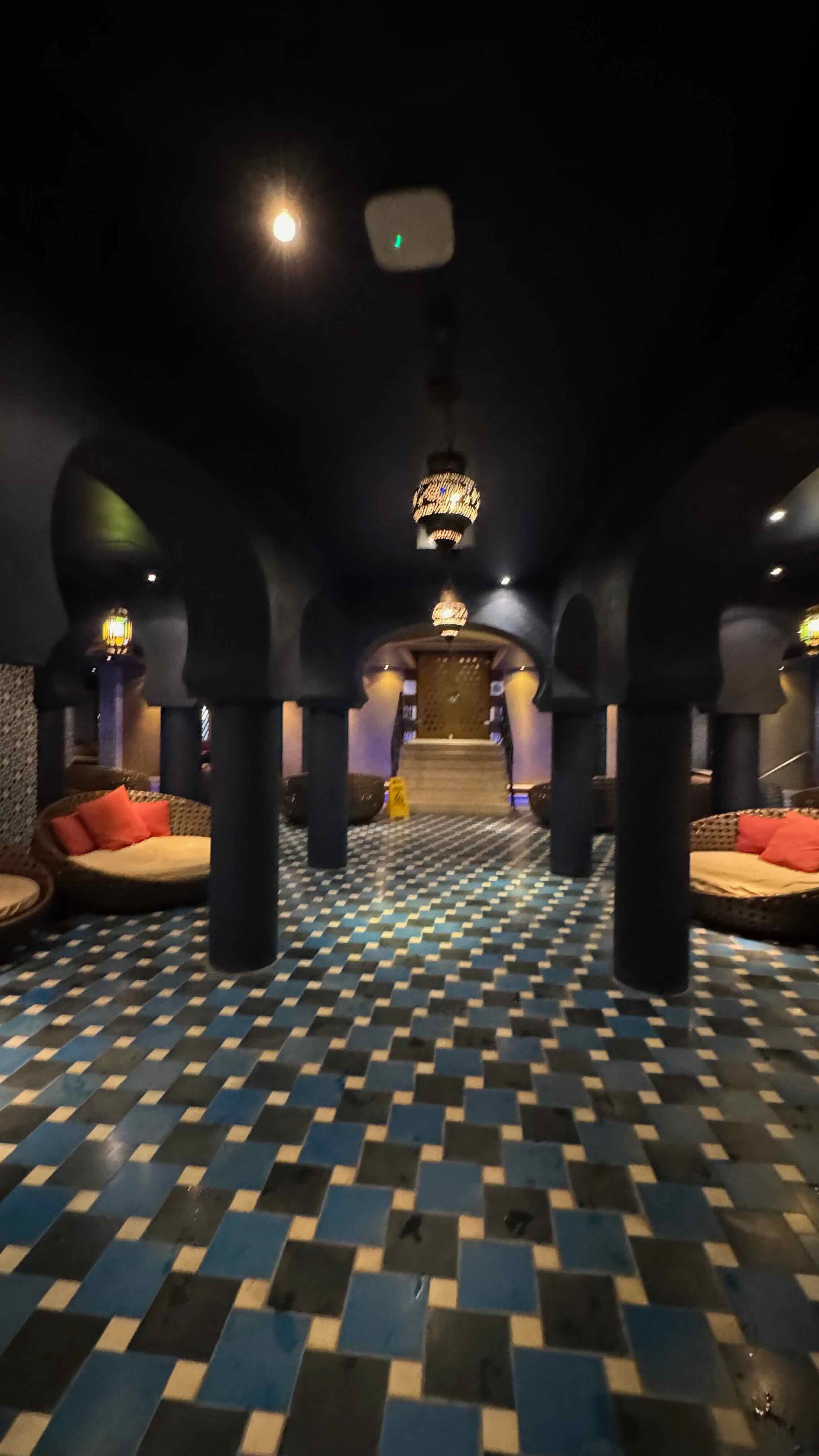 Meses Shiraz Hotel-旅行者