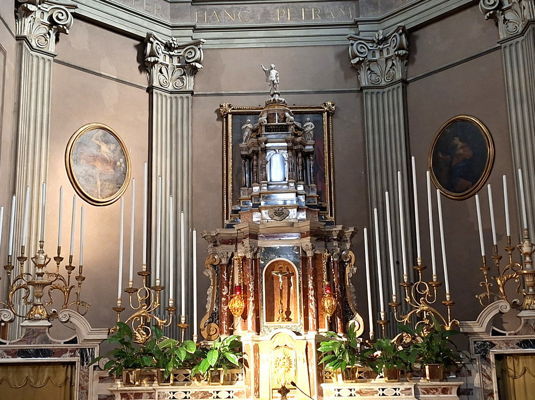 Chiesa dei Santi Pietro e Paolo-托里德尔贝纳科必去景点