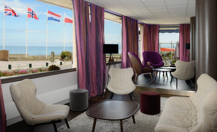 Luc-sur-Mer酒店住宿-Logis Hôtel Saint-Aubin