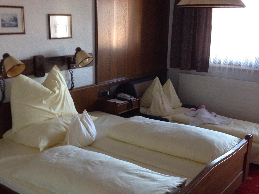 埃尔矛酒店住宿-Alte Post