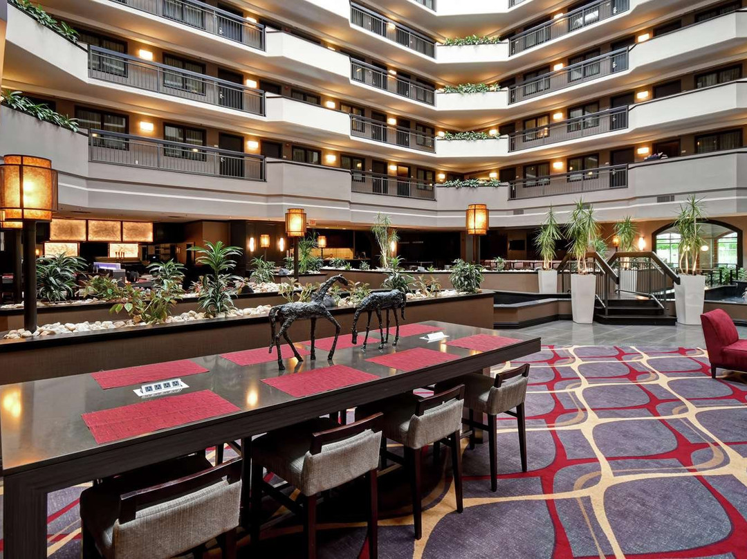 Embassy Suites by Hilton Dulles Airport主图