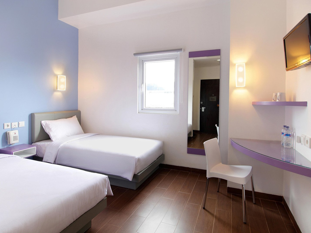 Krobokan酒店住宿-三宝垄爱玛瑞丝青年酒店