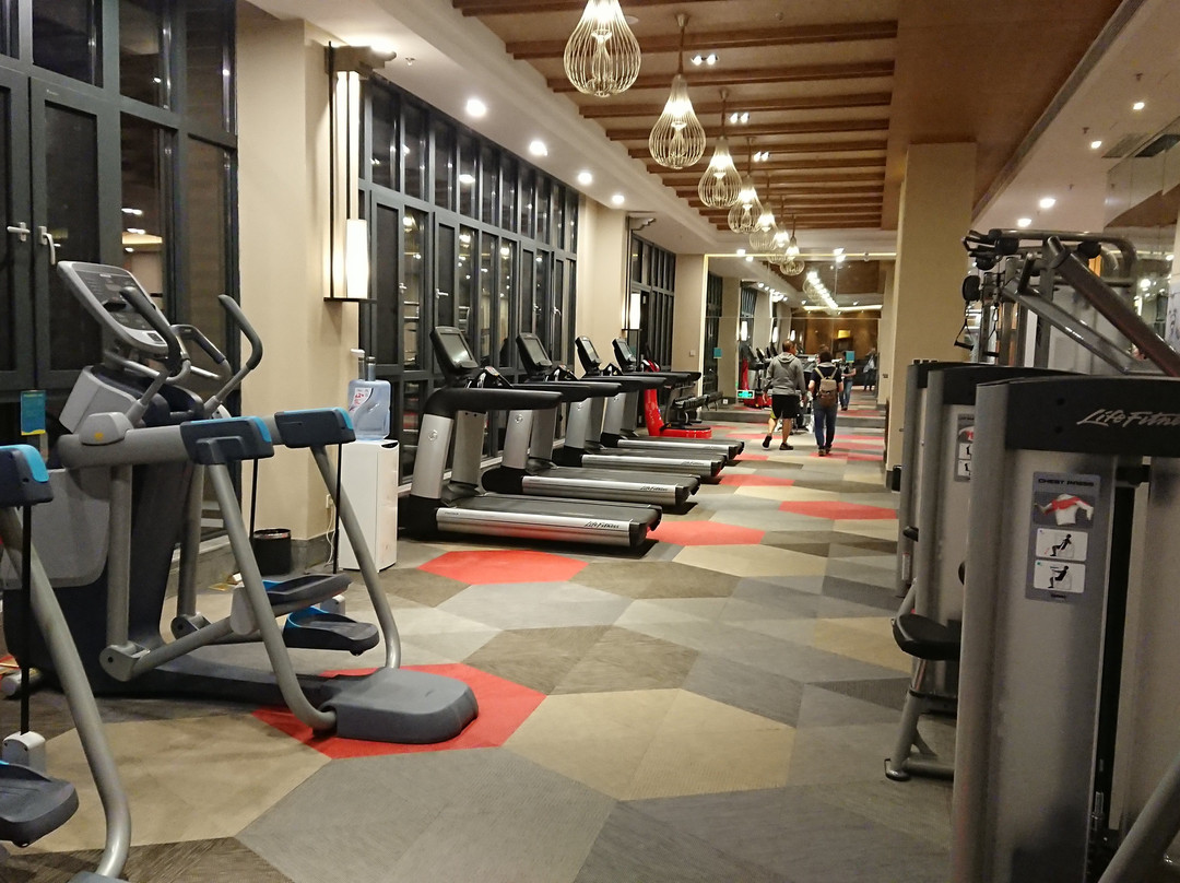 大余大龙山生态酒店主图