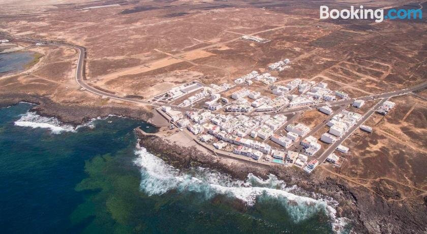 La Santa Hostel