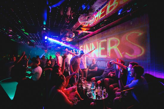 Saint & Sinner-波雷奇必去景点