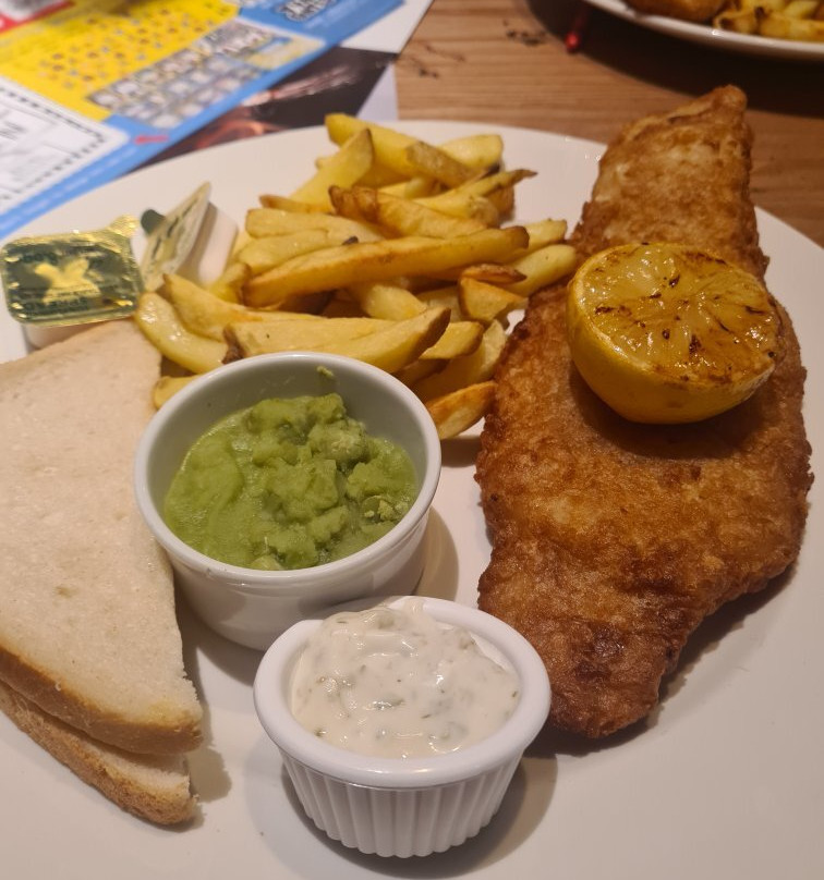 Premier Inn Slough Central South (Windsor Road) hotel主图