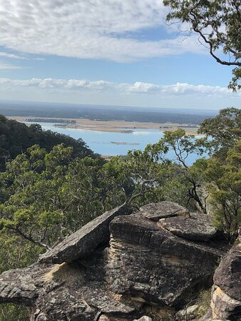 Mount Riverview Fire Trail景点图片