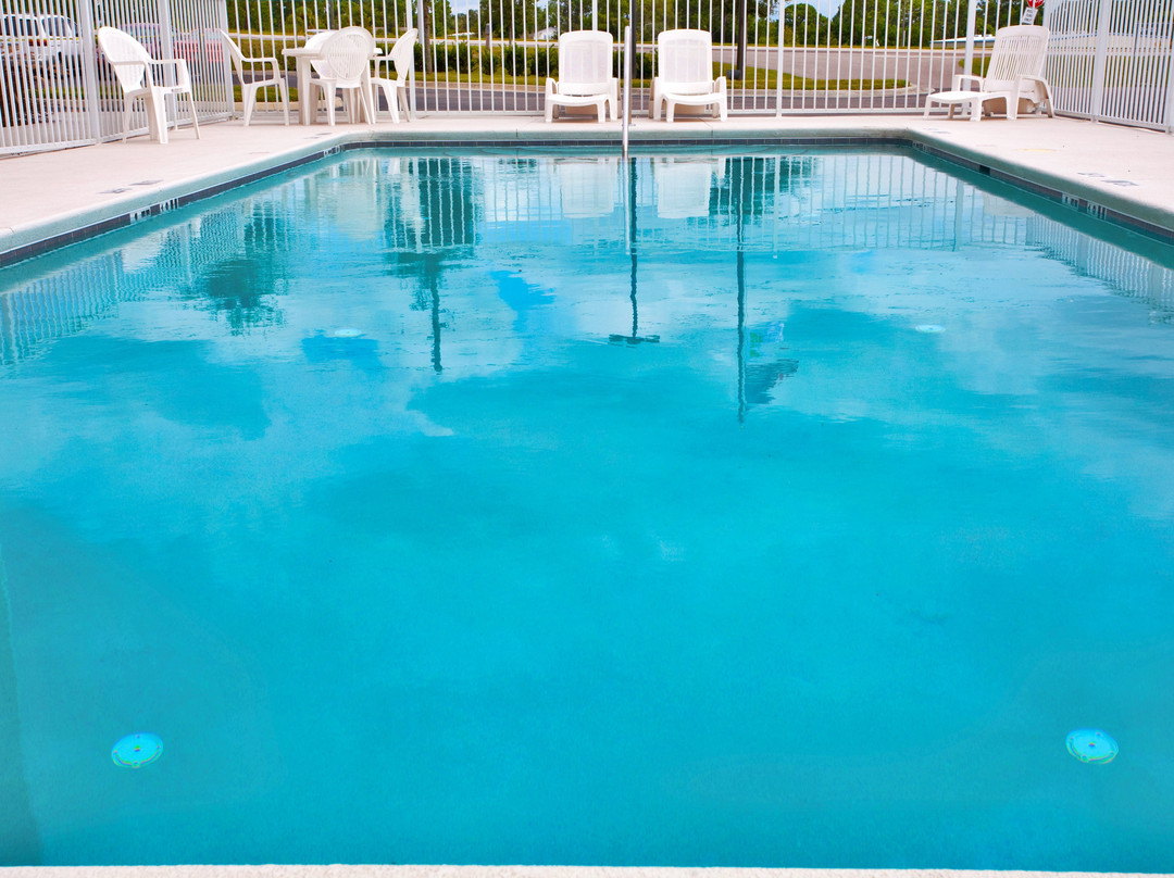 Holiday Inn Express & Suites Brooksville West By IHG主图