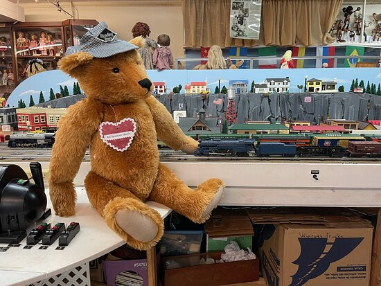 Museum of Dolls, Toys and Miniatures-Spencer必去景点