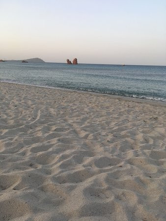 Spiaggia di Cea-Tortoli必去景点