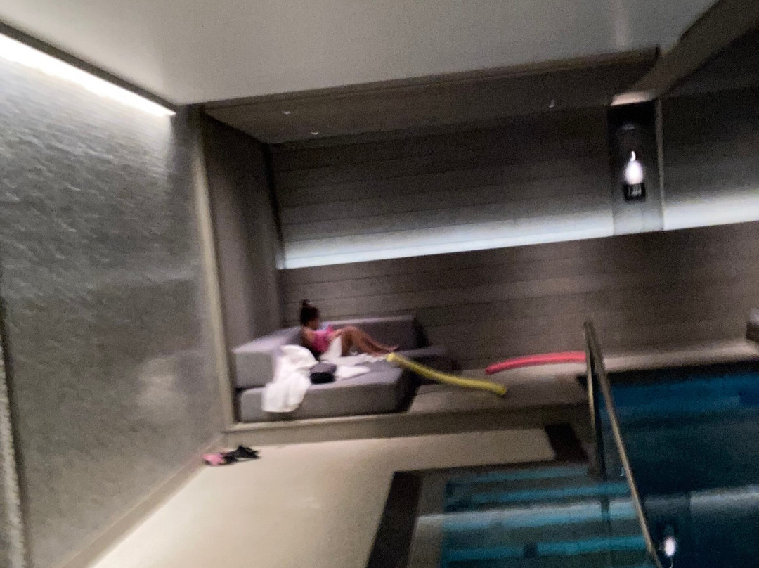 SPOT ON 63358 Hotel Raddison