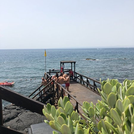 Almarama-Aci Castello必去景点