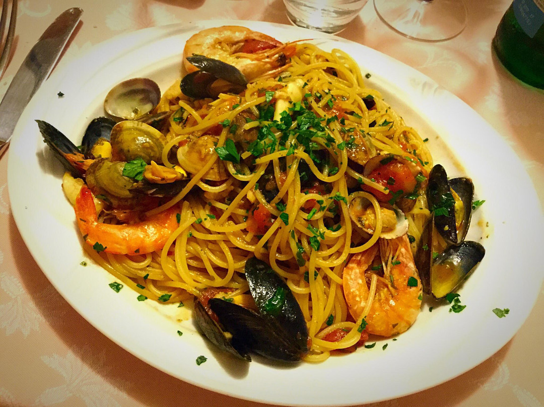 博尔迪盖拉餐馆和美食-Bar Trattoria Garibaldi