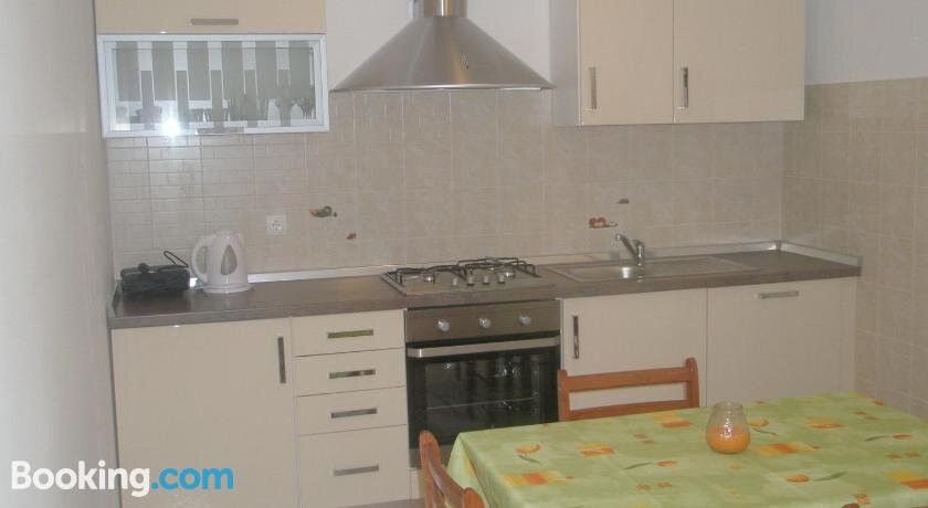 Apartments Kosic Trget