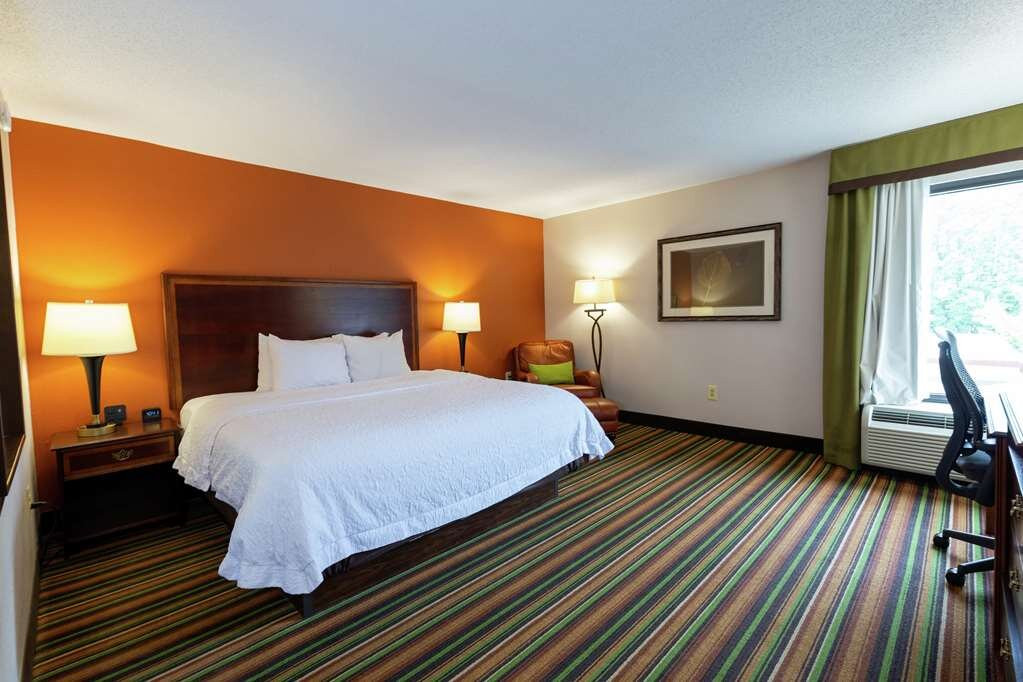 Hampton Inn Winston-salem Hanes Mall主图