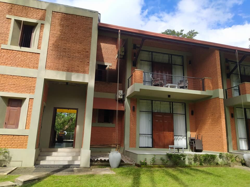 阿里卡精品别墅酒店主图