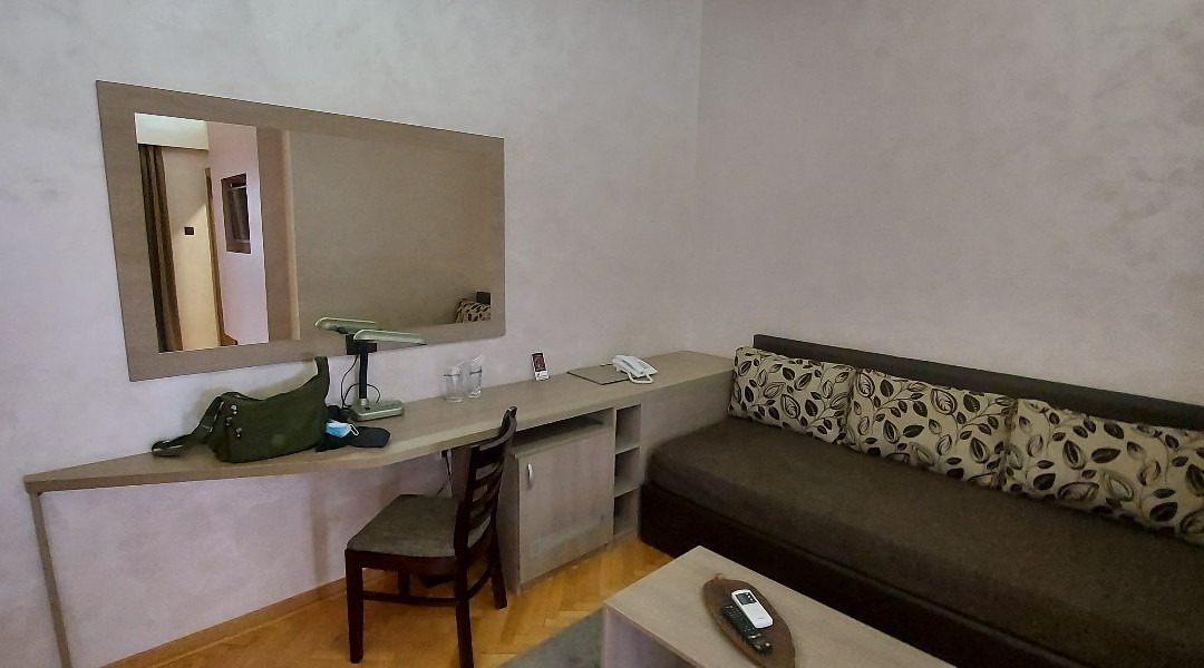 丰塔纳酒店主图