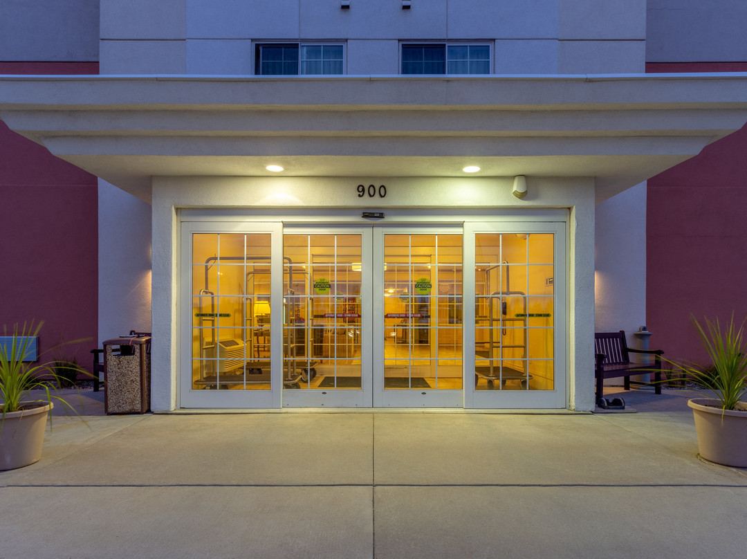 Candlewood Suites Minot by IHG主图