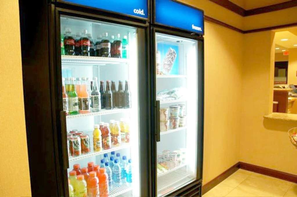 卡莱拉希尔顿恒庭酒店主图