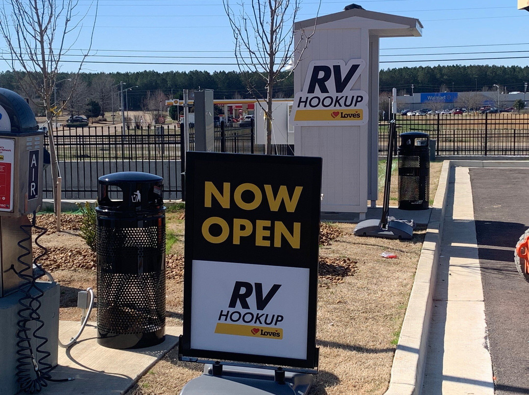 Love's RV Hookup-Holly Springs MS 889