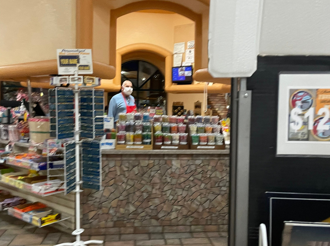 Death Valley Nut & Candy-比蒂必去景点