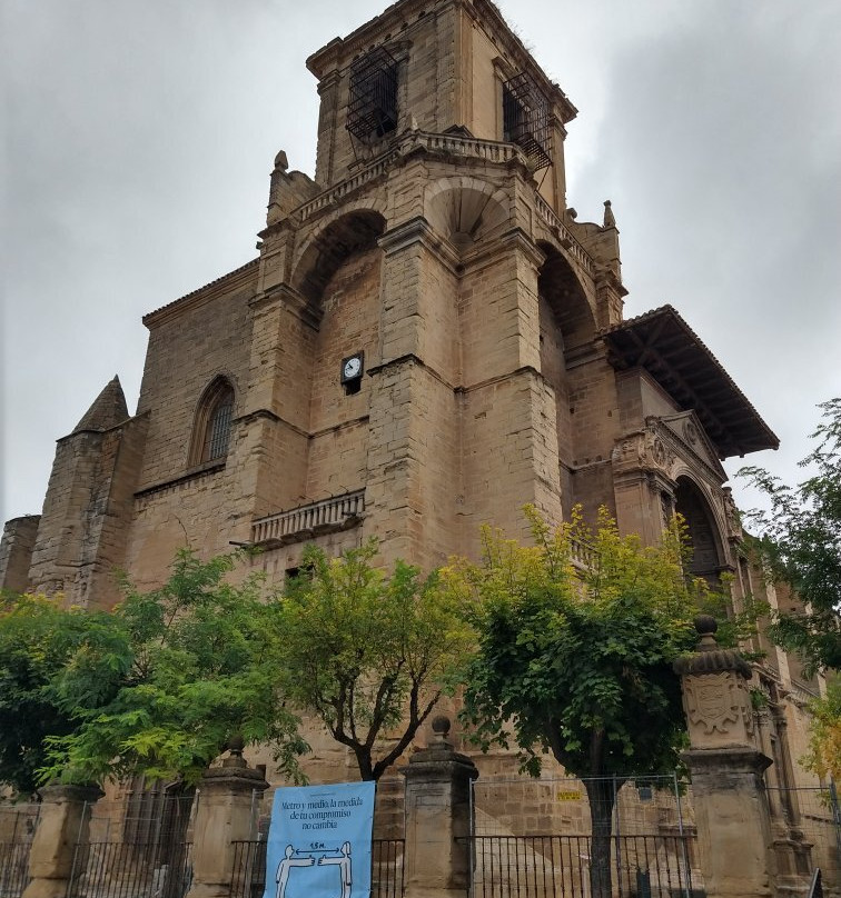 Parroquia de la Asuncion de Santa Maria-Viana必去景点