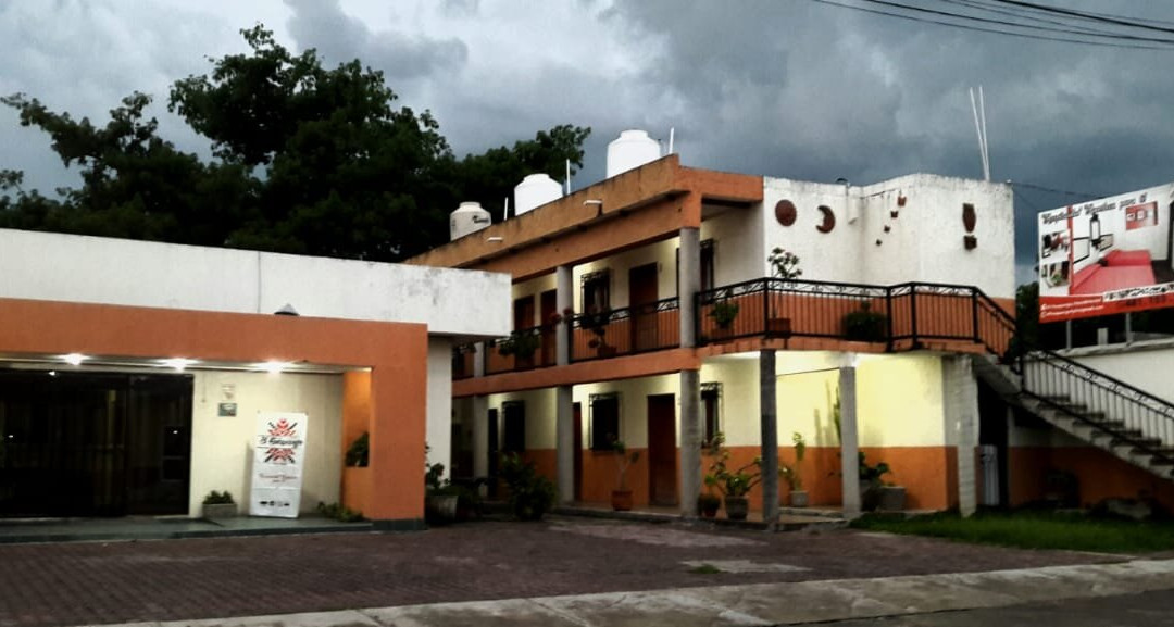 El Huapango Hotel