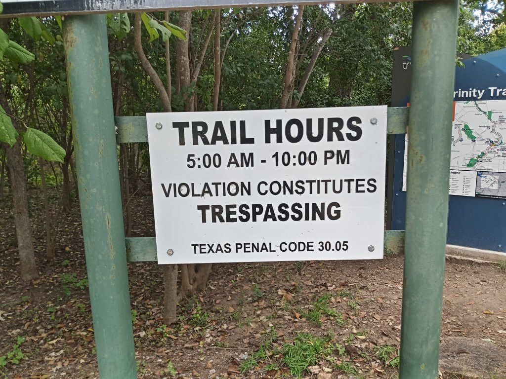 Airfield Falls Trailhead & Conservation Park-沃思堡必去景点