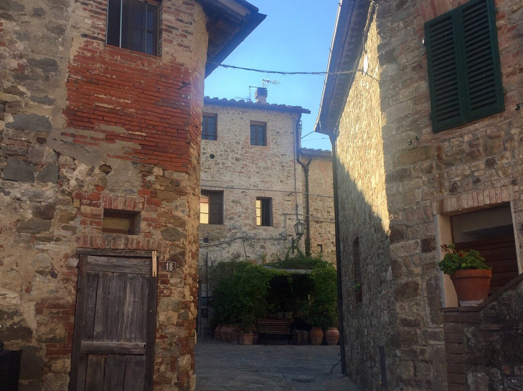 Borgo di San Gusme景点图片
